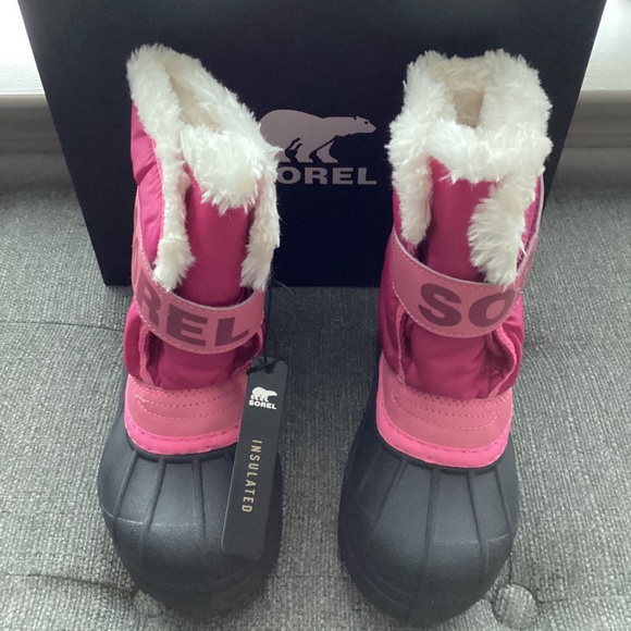Sorel Kid's Snow Commander Cold-Weather Boots, size 11 - Picture 6 of 11